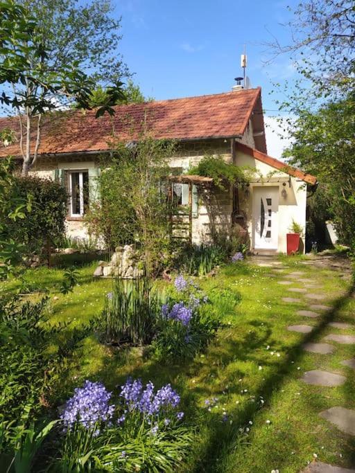 Gite Les Lilas La Genevraye Extérieur photo